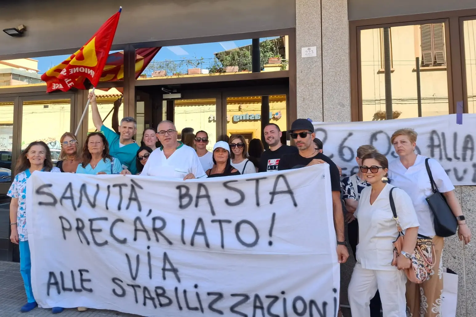 Una delle proteste dei 26 Oss precari