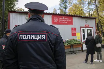 Polizia russa (foto Ansa/Epa)