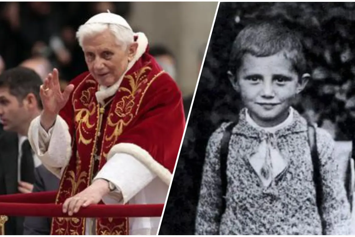 Papa Benedetto XVI, a destra una sua foto da bambino (Ansa)