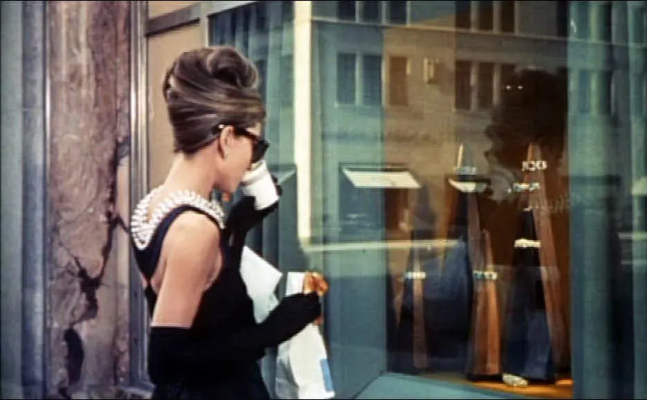 Una scena di &quot;Colazione da Tiffany&quot;
