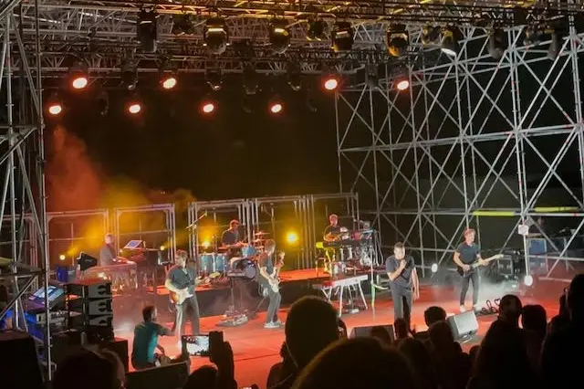 Il concerto di Gabbani a Tharros lo scorso anno (foto Sara Pinna)