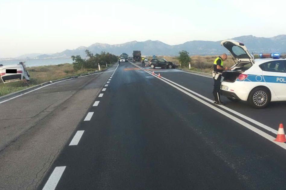 Cagliari, frontale sulla 195Due feriti, traffico in tilt