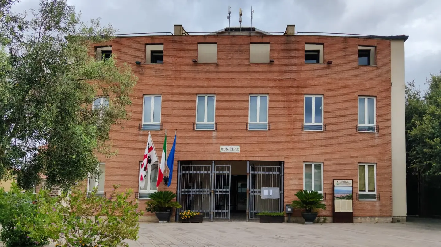 Villaurbana: Un Weekend di Tradizione con 'S'Incungia' – Tra Mietitura, Trebbiatura e Trattori d'Epoca!