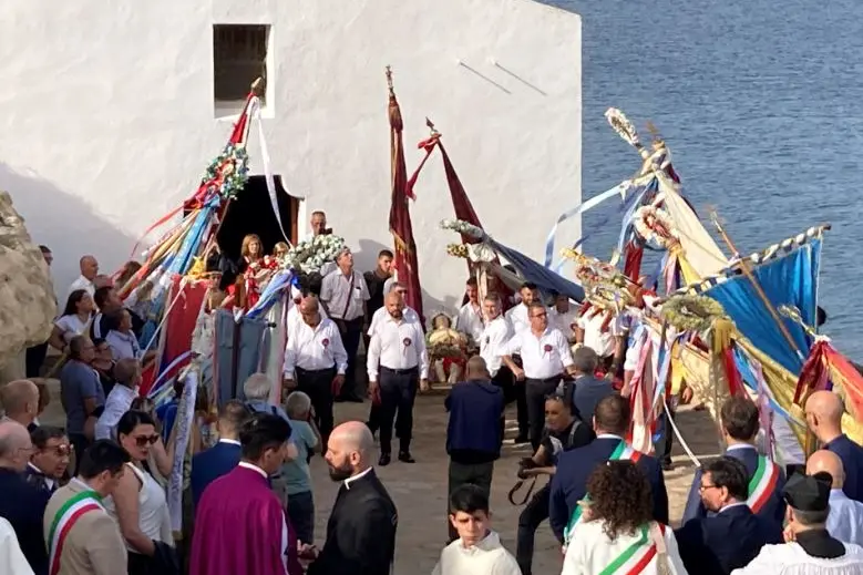 La processione a Balai Vicino (foto Pala)