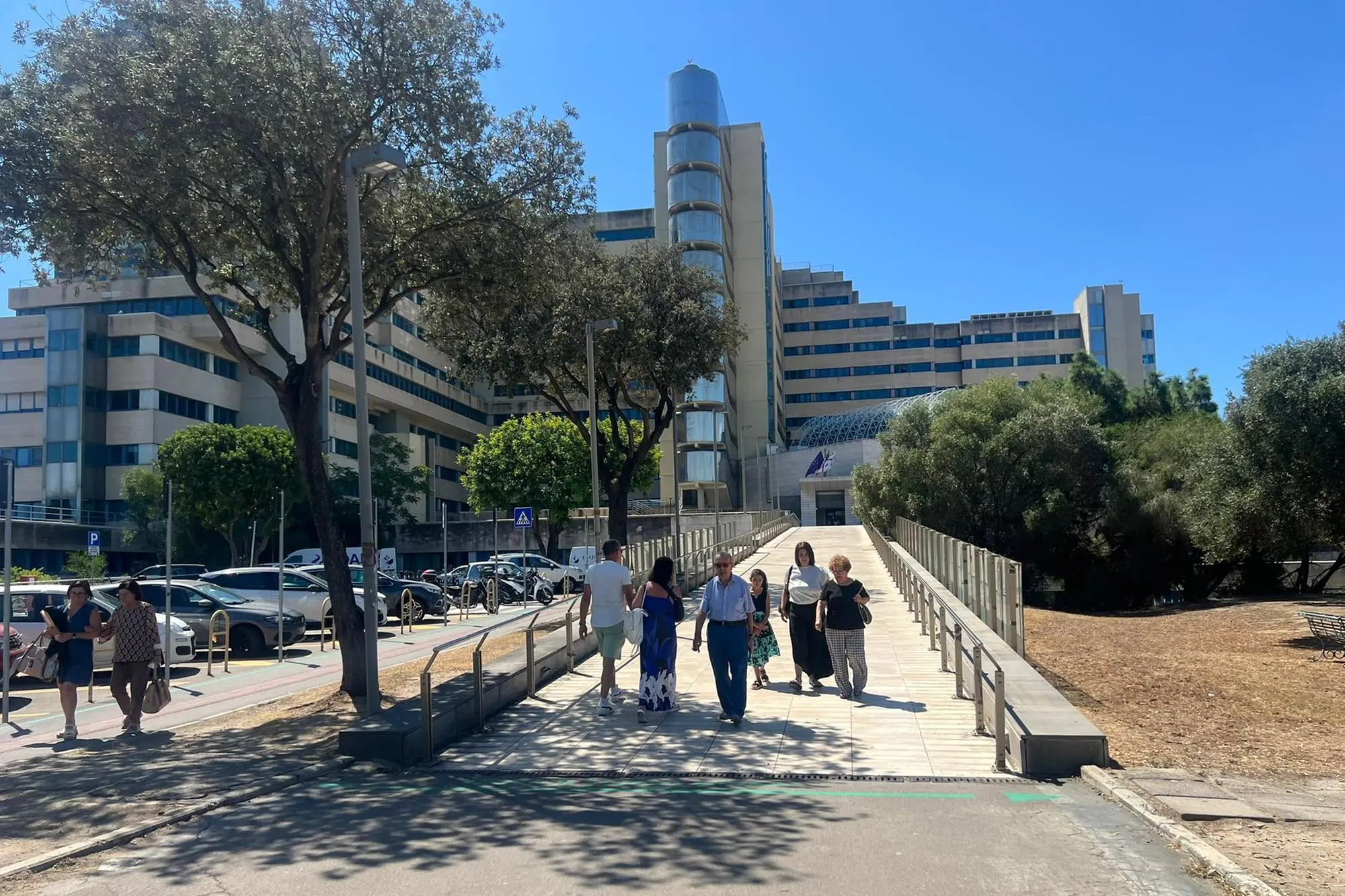 L'ospedale Brotzu di Cagliari (foto Francesca Melis)