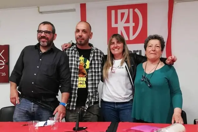 Esponenti di Liberu, la seconda da destra è la segretaria Giulia Lai (Ansa)