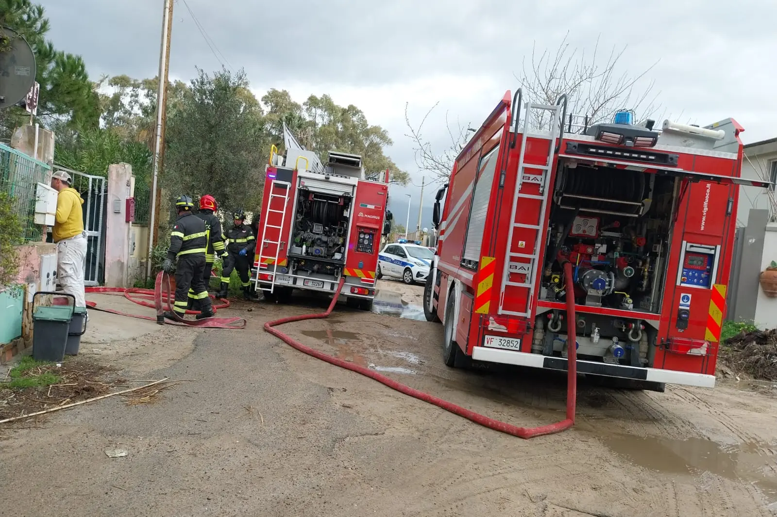 L'intervento dei vigili del fuoco in via Sorrento (Foto: Giorgia Daga)