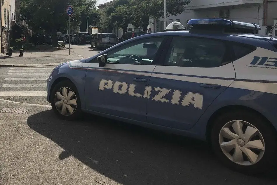 Un'auto della polizia (Archivio L'Unione Sarda - Murru)