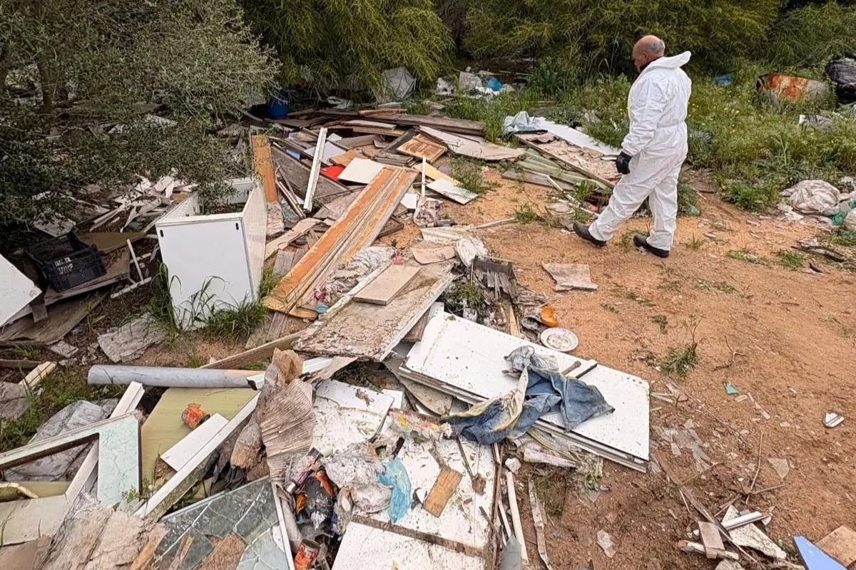 Una discarica di rifiuti a Santa Gilla