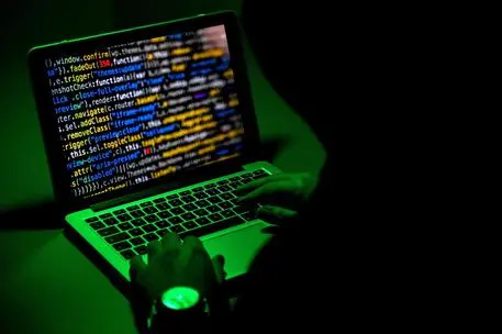 Attacchi hacker in Italia (immagine simbolo, foto Ansa)