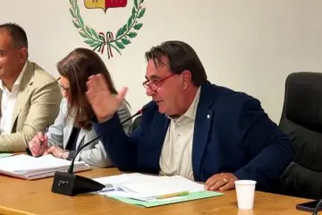 L'attore Stefano Fresi cittadino onorario di Luogosanto: il saluto in perfetto gallurese