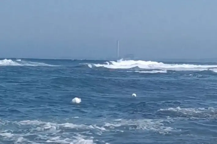 Il mare agitato alle Tonnare