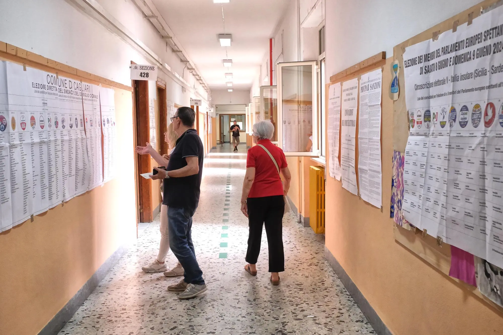 Cagliari al voto per elezioni comunali e europee (foto Ungari)
