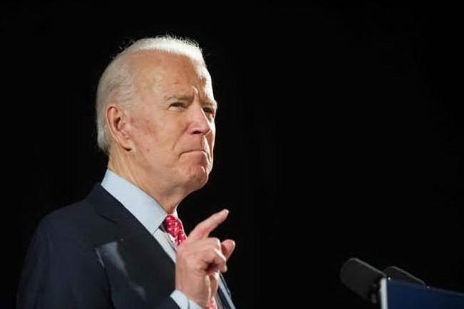 Strage in Colorado, ora Biden valuta una stretta sulle armi