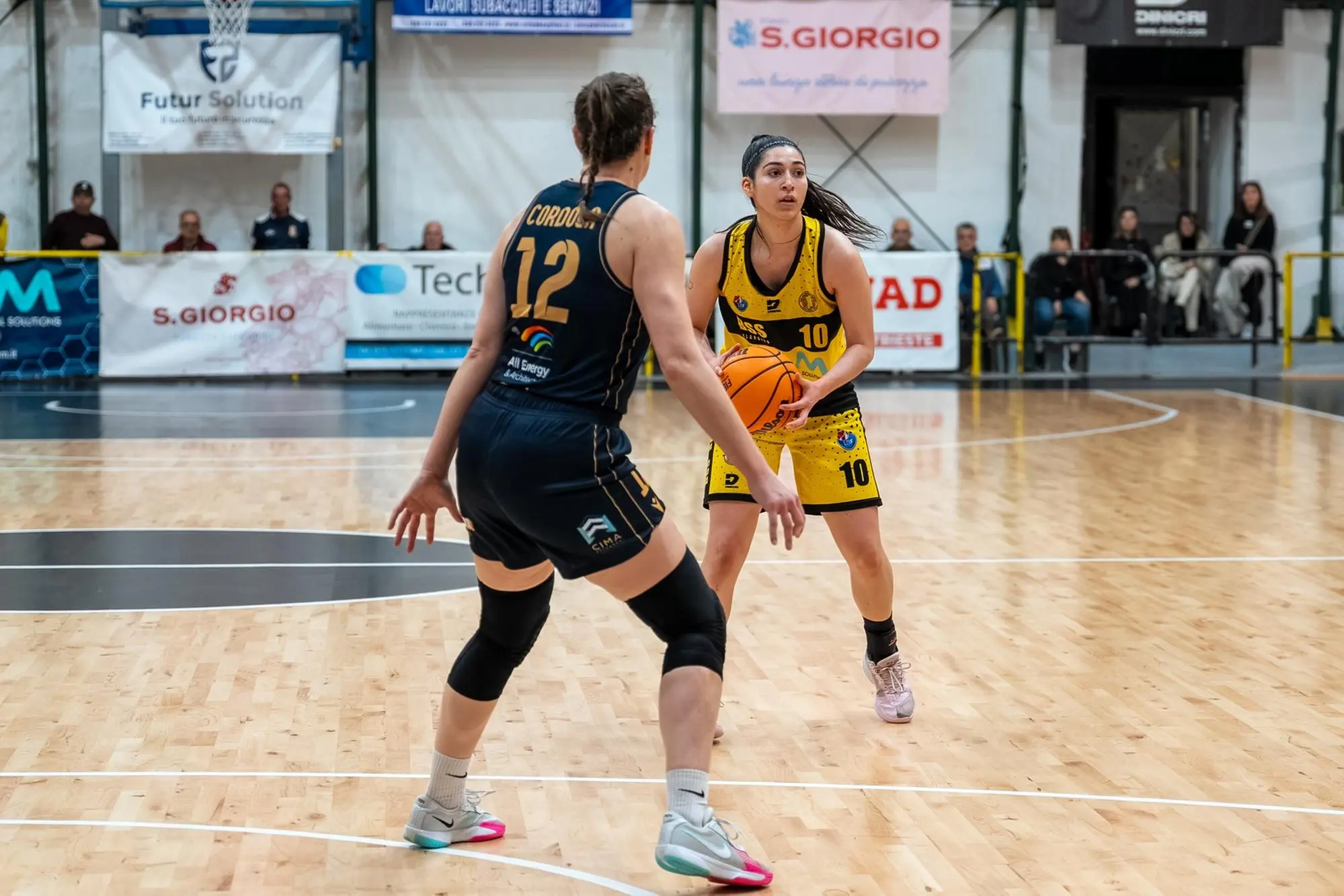 Isabella Ingenito, playmaker del San Salvatore (foto Cicotto)