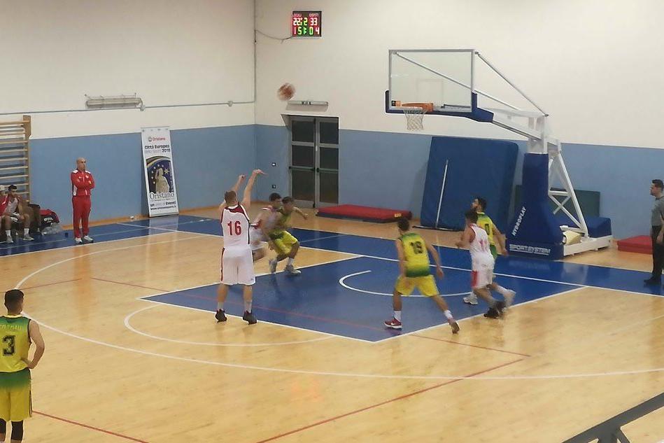 Continua l'imbattibilità dell'Oristano Basket nel girone A