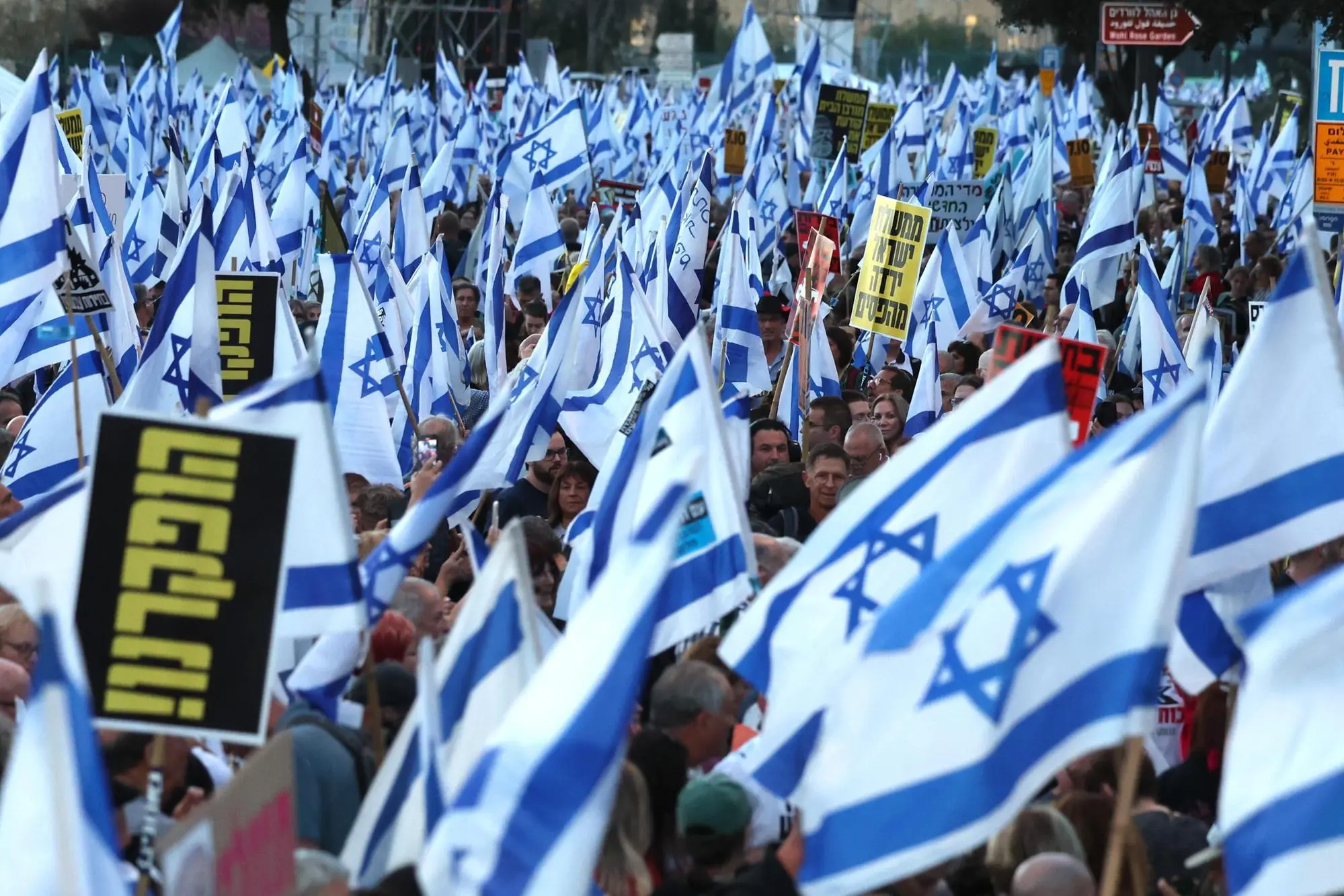 Proteste contro il governo in Israele (foto Ansa/Epa)