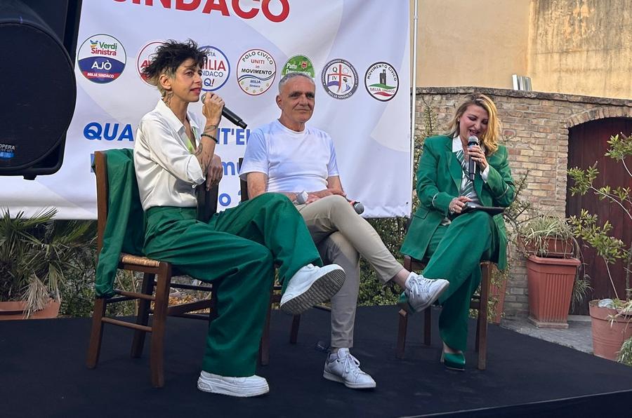Elezioni, candidati al rush finale