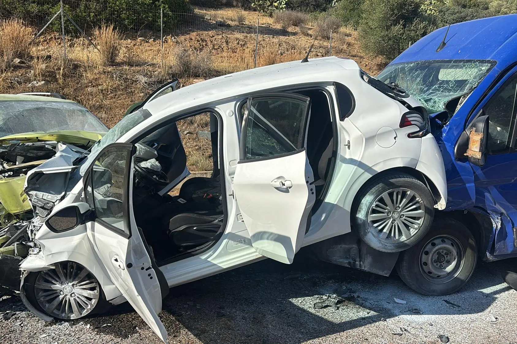 I mezzi coinvolti nell'incidente