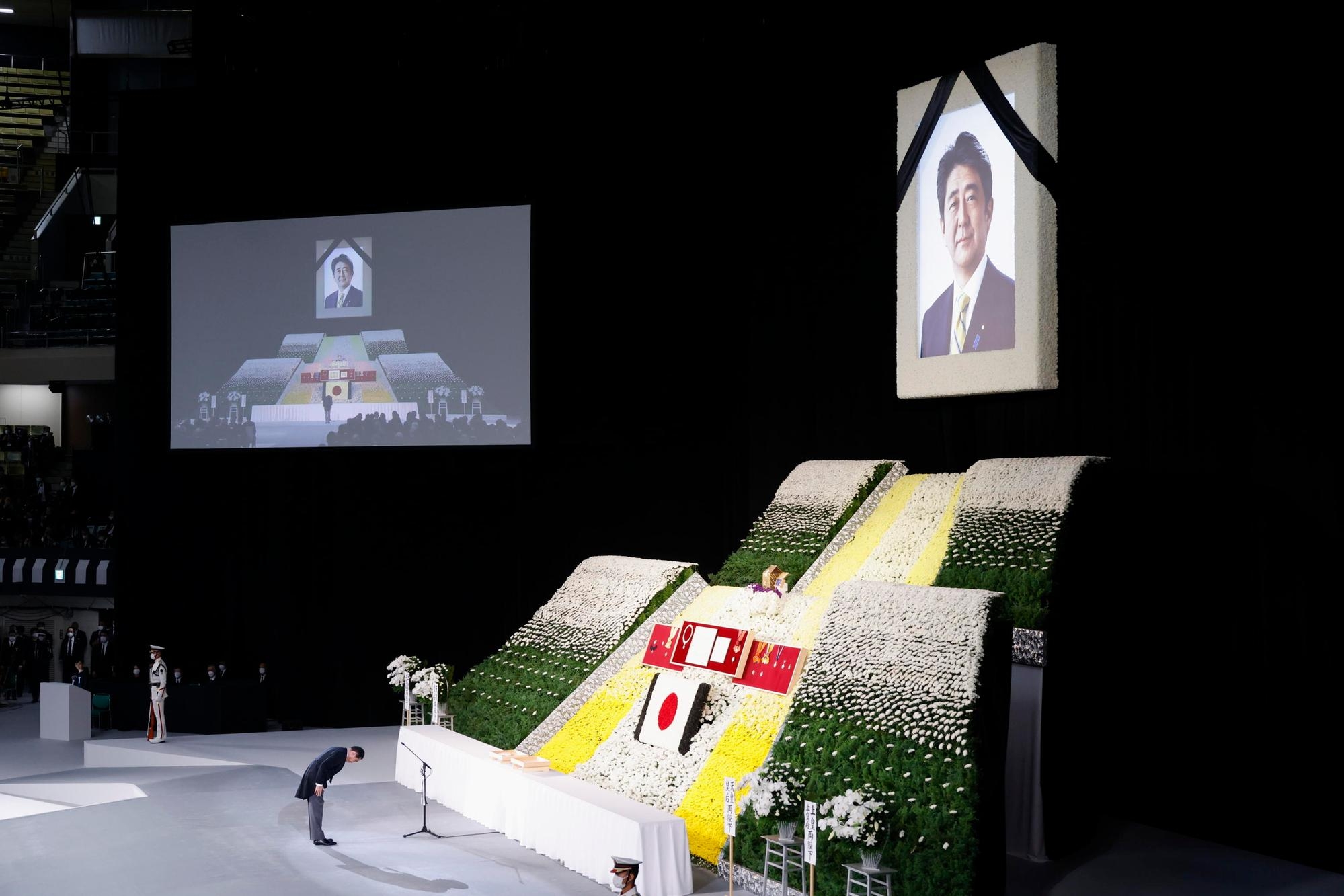 Il funerale di Shinzo Abe a Tokyo (Ansa - Epa)