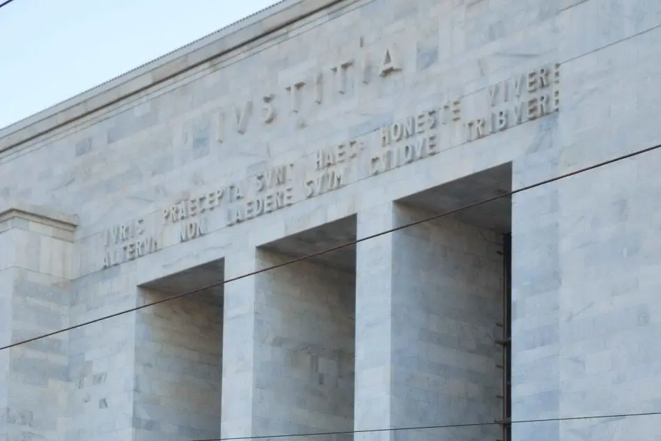 L'ingresso del tribunale di Milano