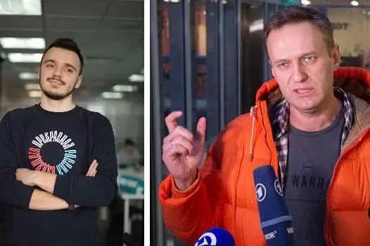 L'oppositore sequestrato, sulla destra Navalny (Ansa)