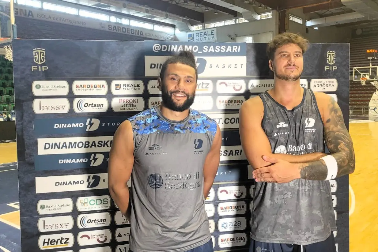 Dinamo, Kajami-Keane e il "ritorno" in Sardegna Kajami-Keane e Aromando (foto G. Marras)