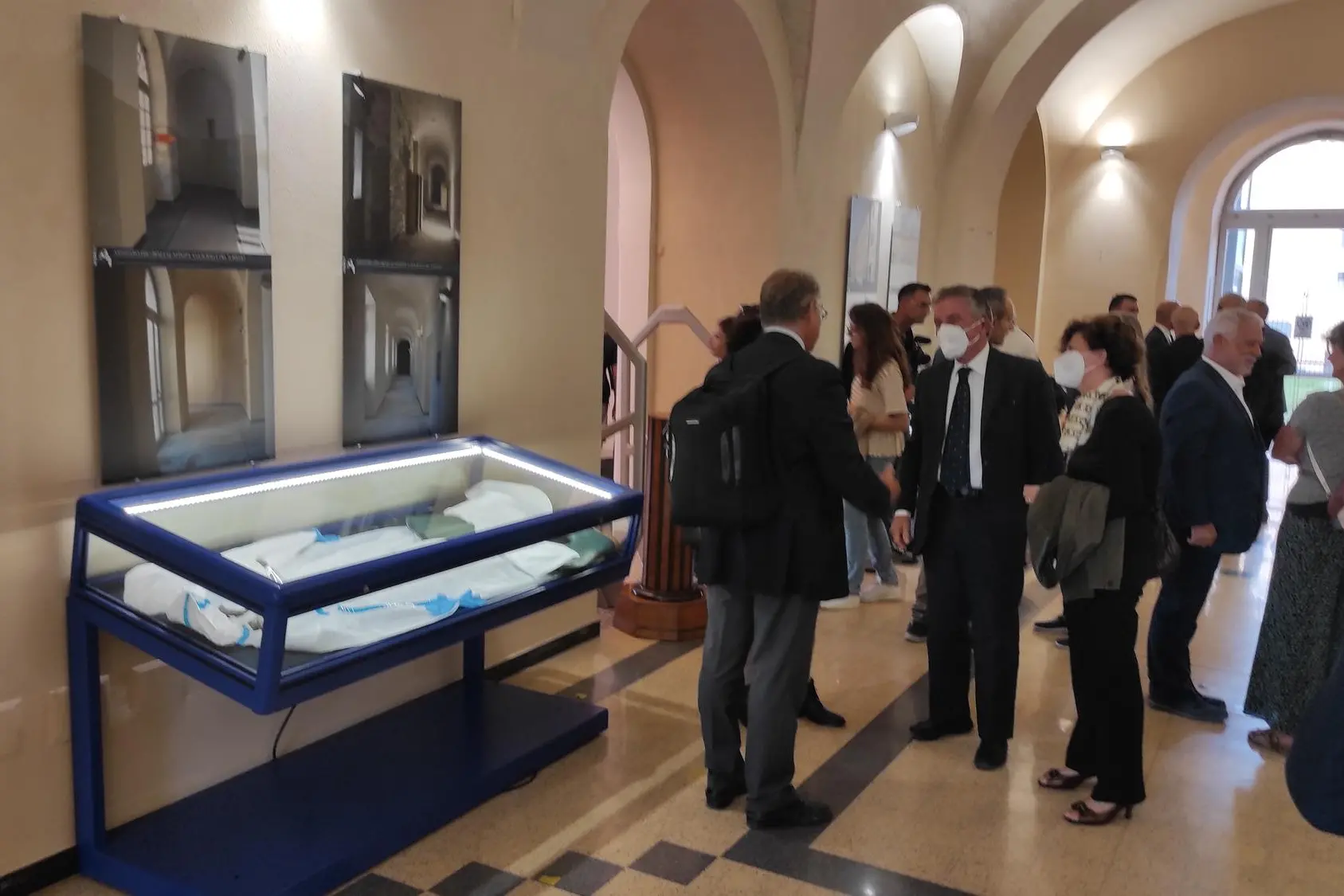 La Quarantena a Sassari attraverso le immagini: una mostra in biblioteca (foto Marras)