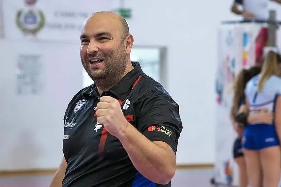 L'allenatore dell'Hermaea Olbia Emiliano Giandomenico (foto Luigi Fiori)