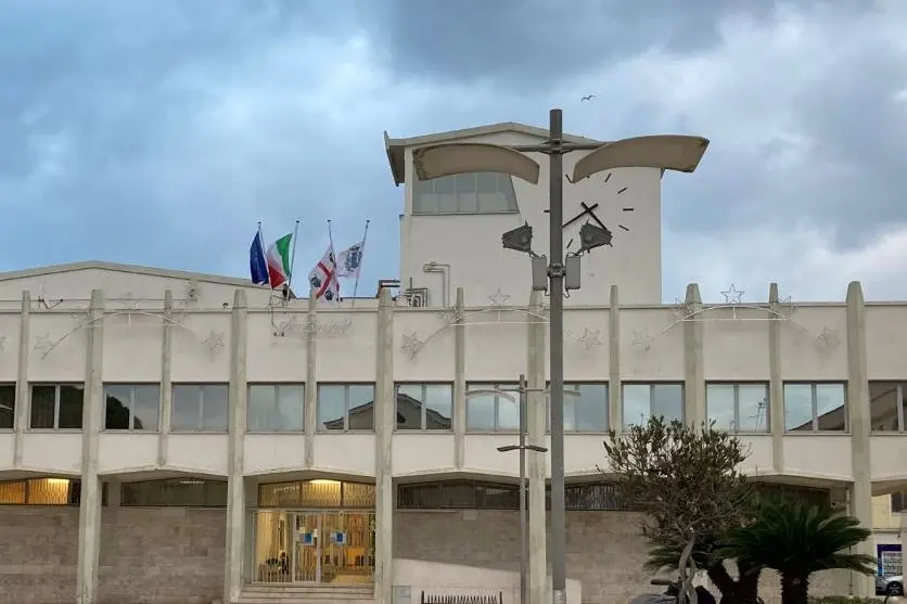 Il Municipio (foto Pala)