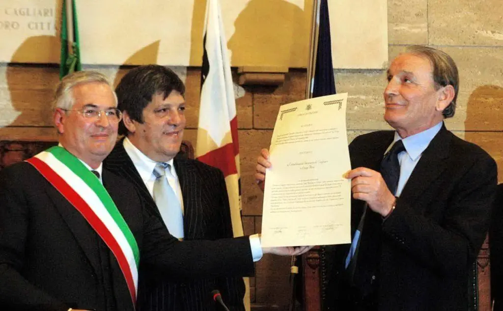 Insignito della cittadinanza onoraria di Cagliari