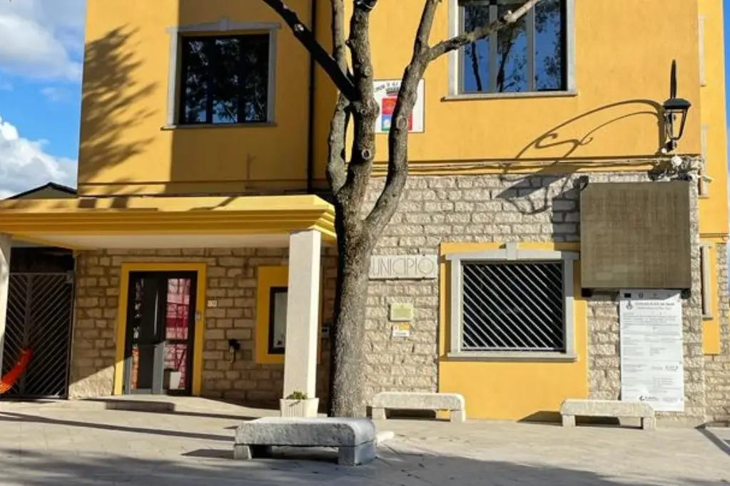 Il Comune di Alà dei Sardi (foto Tellini)