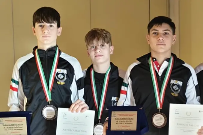 Gli atleti premiati da sinistra Maltoni, Pistidda e Falchi (foto concessa)