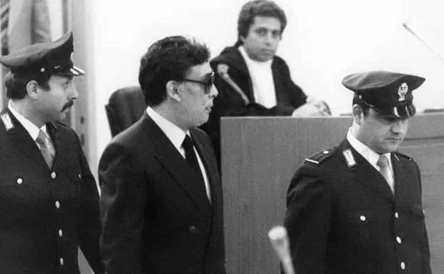 Il grande accusatore è il pentito Tommaso Buscetta