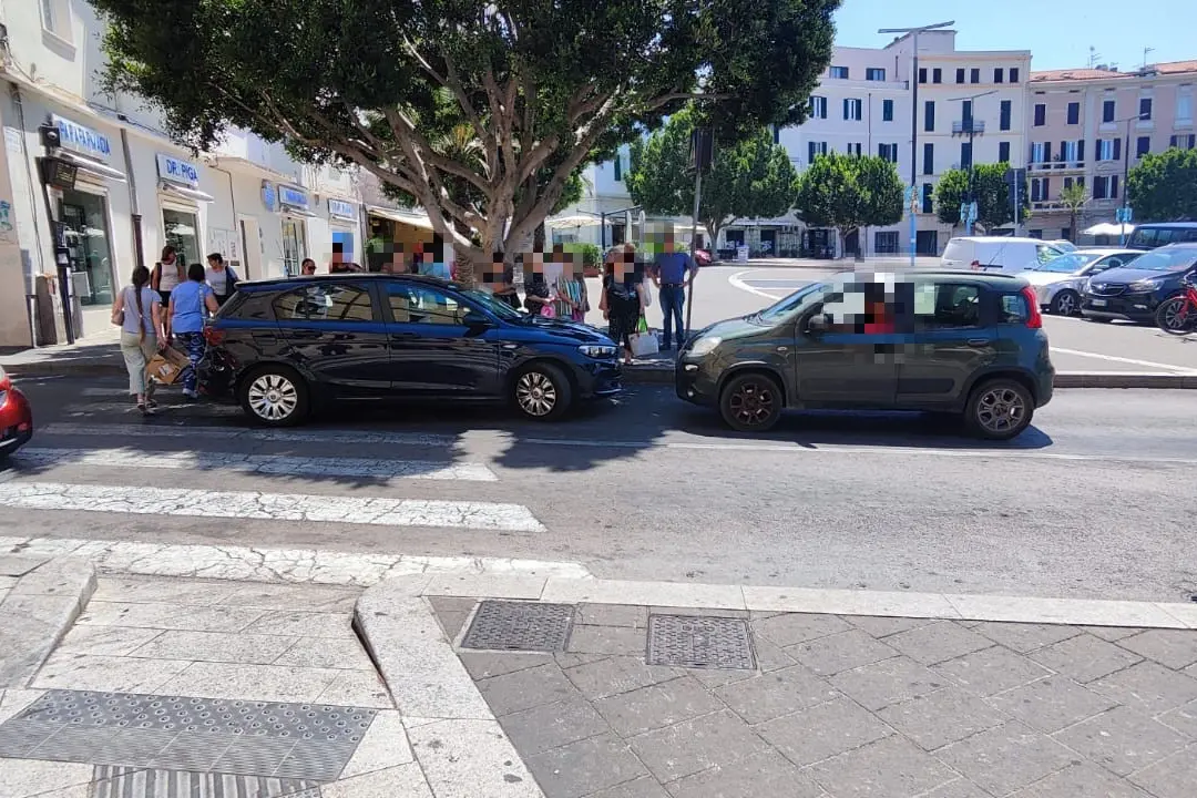 L'incidente a Sassari (foto Floris)