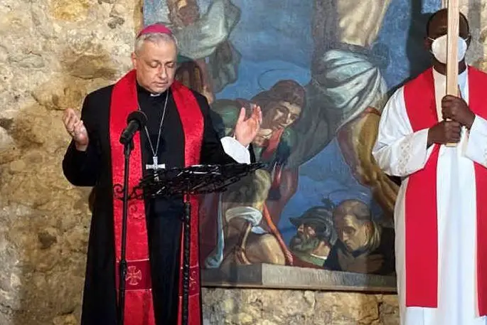 L'arcivescovo Gian Franco Saba (foto M. Pala)
