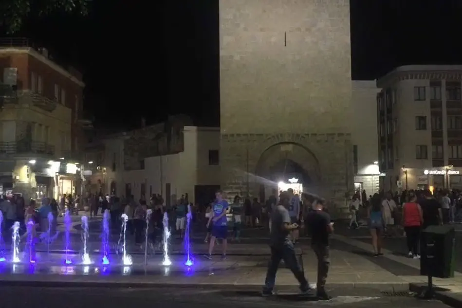 Shopping sotto le stelle a Oristano