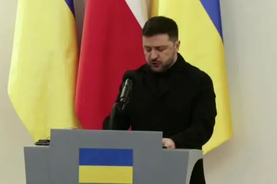 Zelensky: se Ucraina sconfitta, Russia inevitabilmente arriverà in Polonia