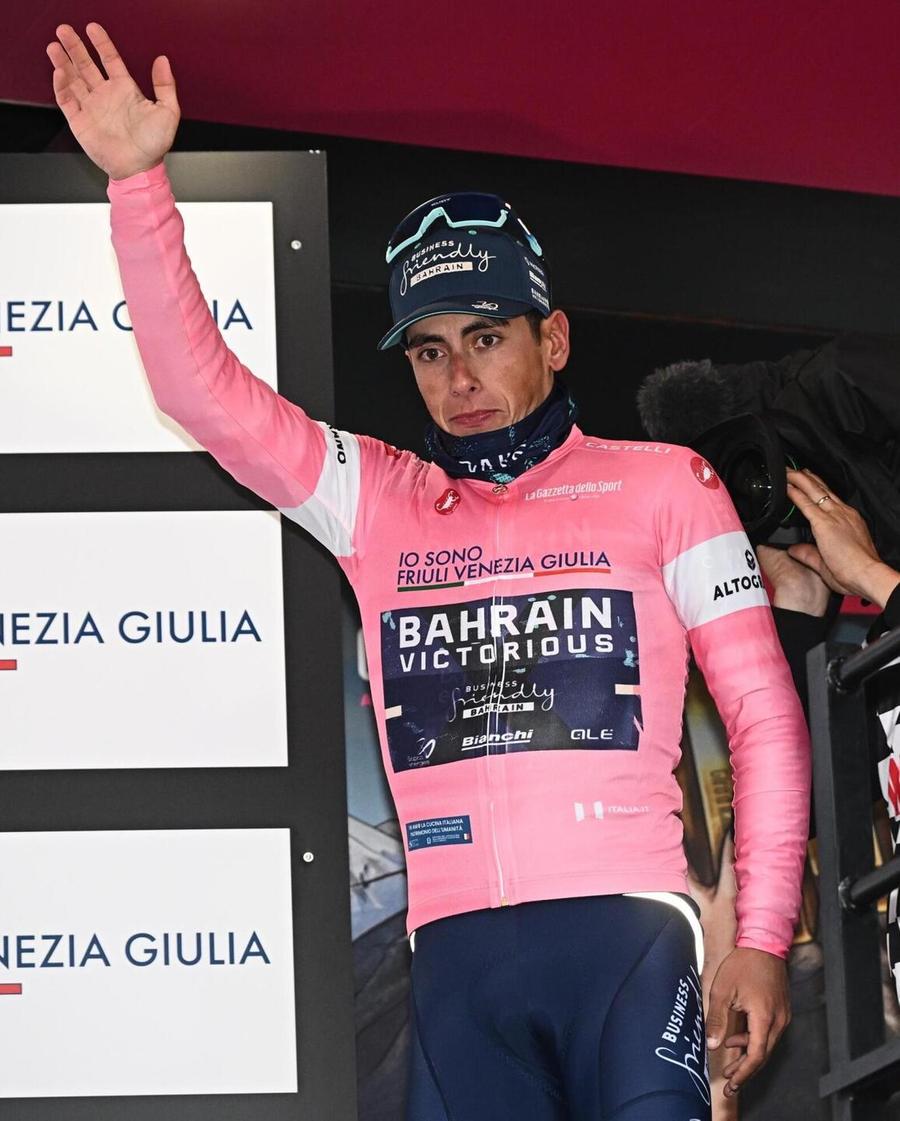 Giro, fuga-bidone: fa festa Eulalio, portoghese in rosa