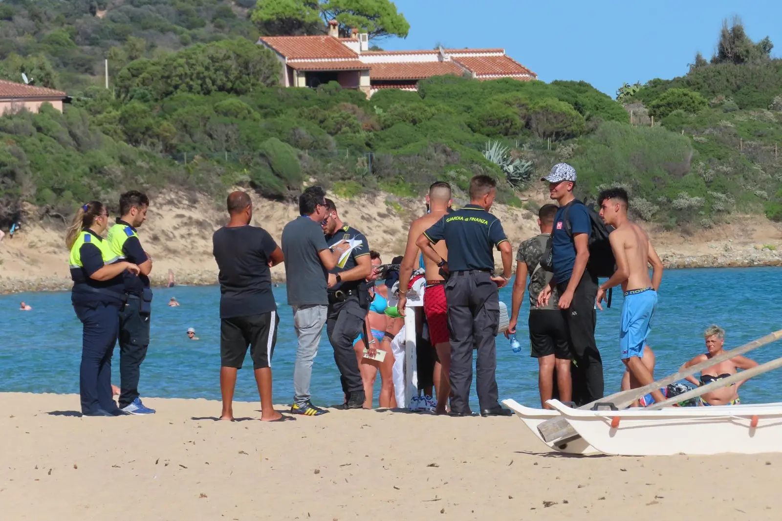 Migranti sbarcati a Sa Colonia