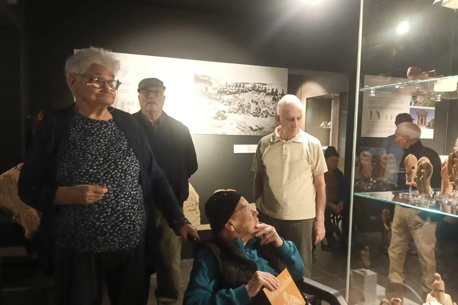Un momento della visita (foto Murgana)