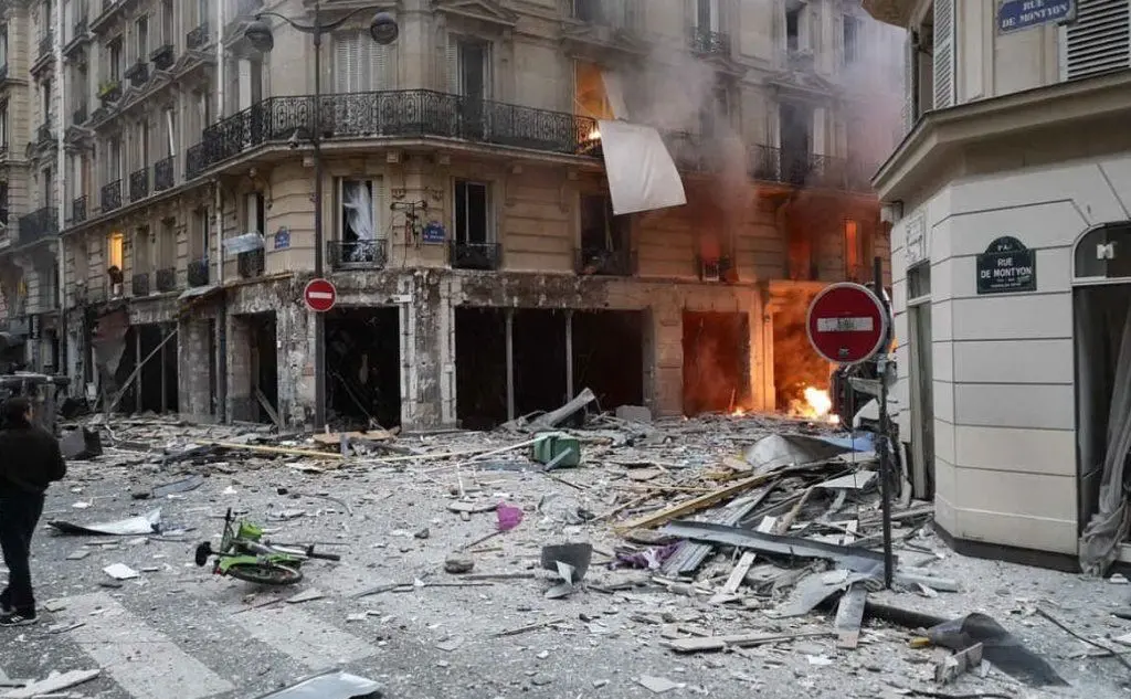 La deflagrazione è avvenuta in Rue de Trevise (foto Twitter)