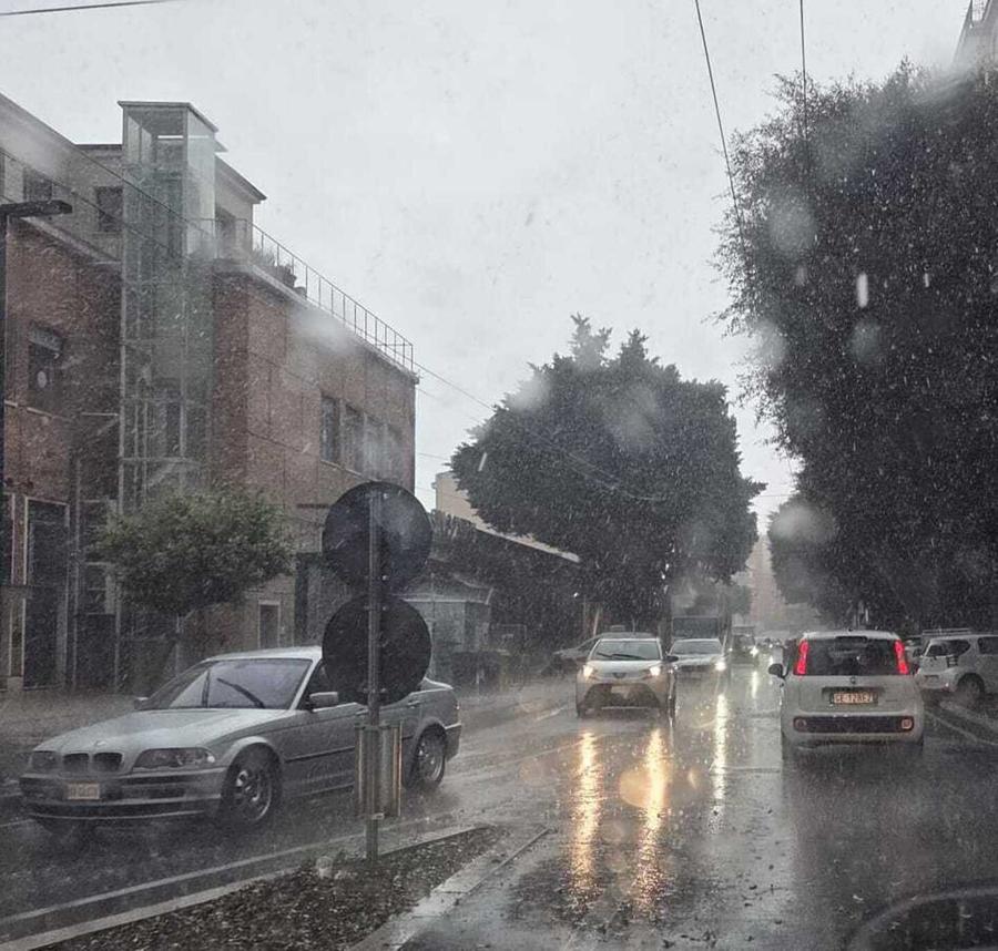 Bomba d’acqua  sul Cagliaritano, caos nelle strade