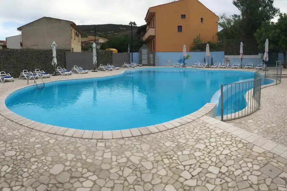 La piscina di Villaurbana