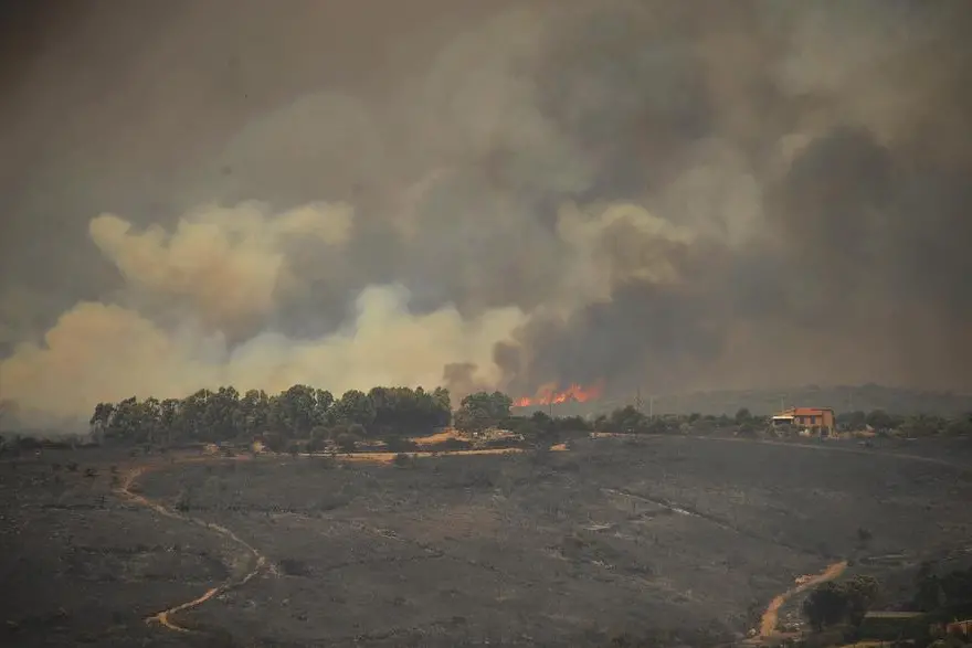 Un incendio (Archivio L'Unione Sarda)