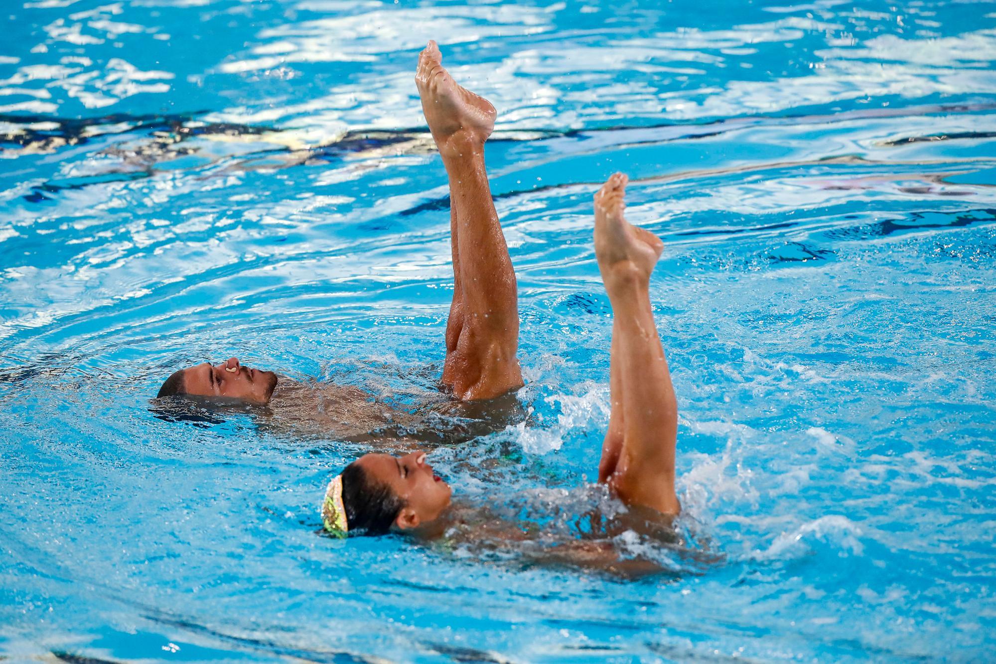 Europei di nuoto, ennesimo oro azzurro: Minisini e Ruggiero vincono nel duo misto libero