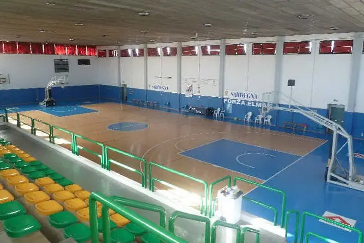 Il Palazzetto dello Sport di Elmas (foto L'Unione Sarda - Garau)