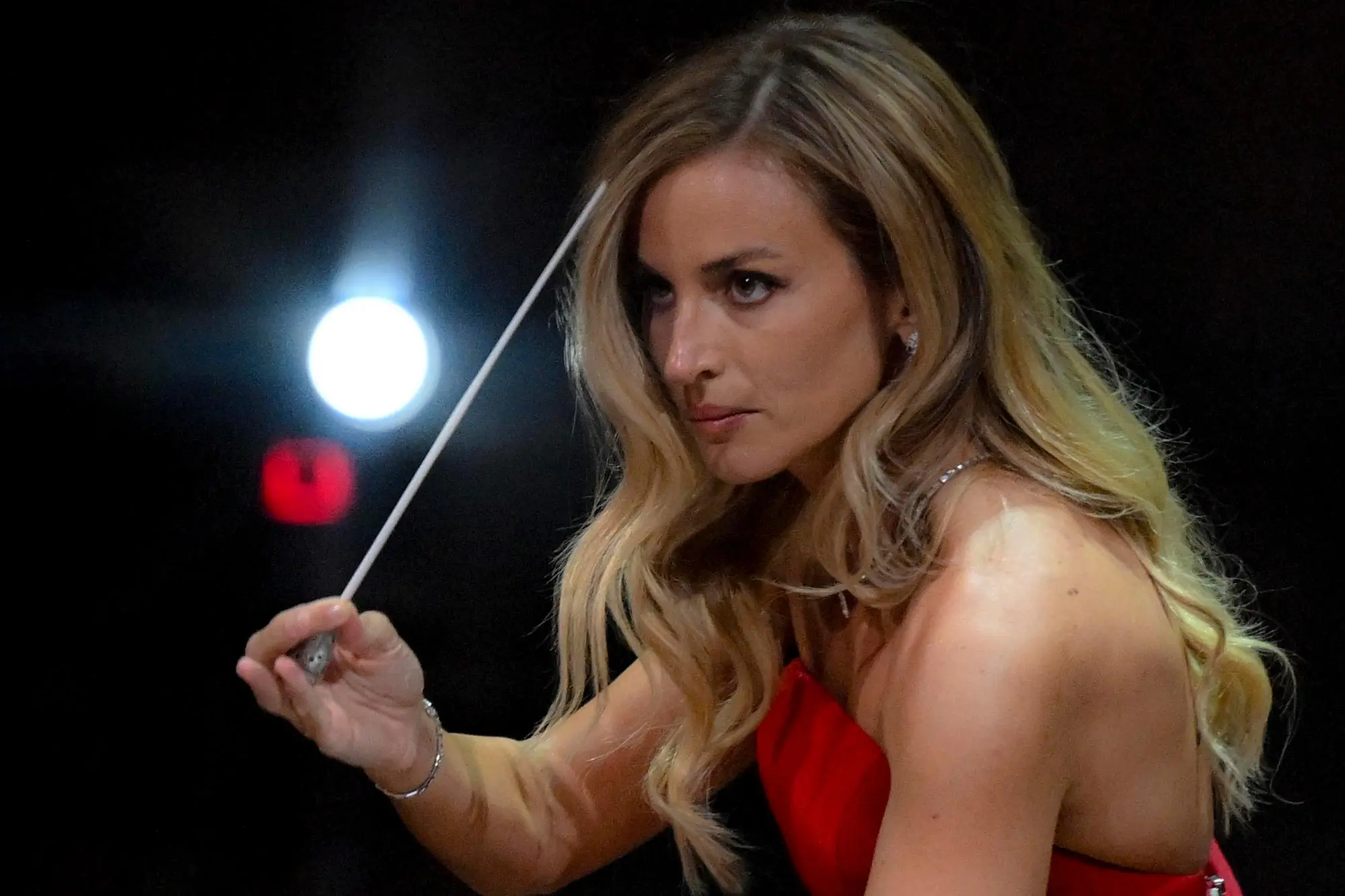 La direttrice d'orchestra Beatrice Venezi e Bianca Guaccero negli studi Rai di Napoli dove hanno registrato il programma 'Viva Puccini' 2024 ANSA / CIRO FUSCO