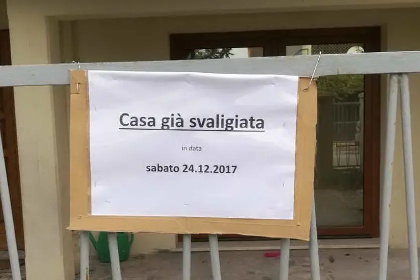 Raccolta di firme e controlli fai da te dopo i furti a Torangius