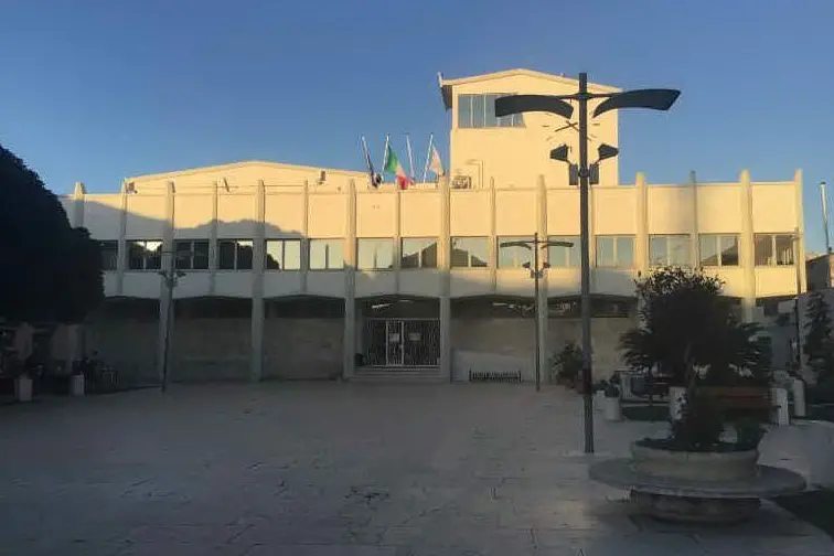 Il Comune di Porto Torres (foto L'Unione Sarda - Pala)